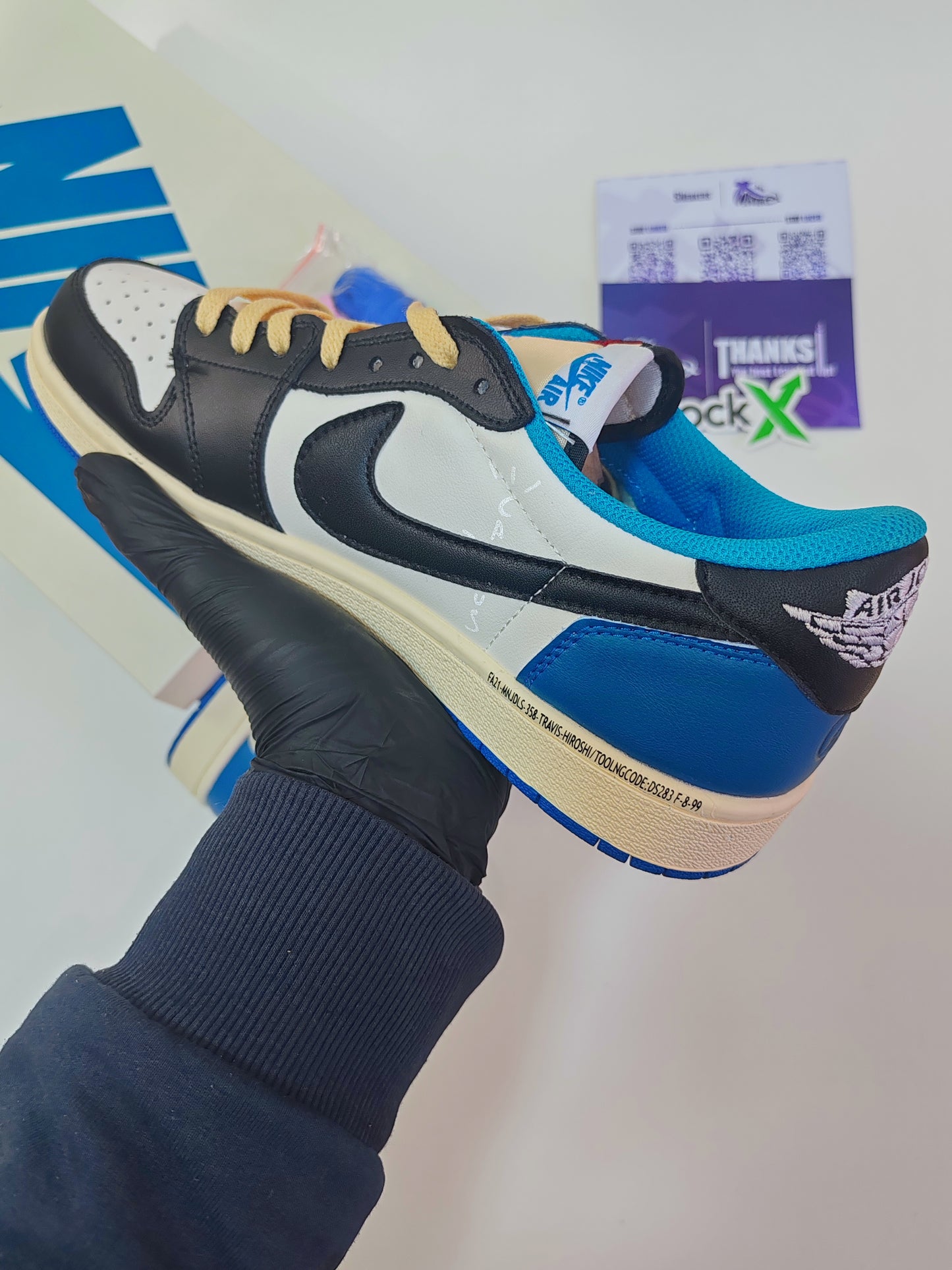 Air Jordan 1 Low Fragment x Travis Scott